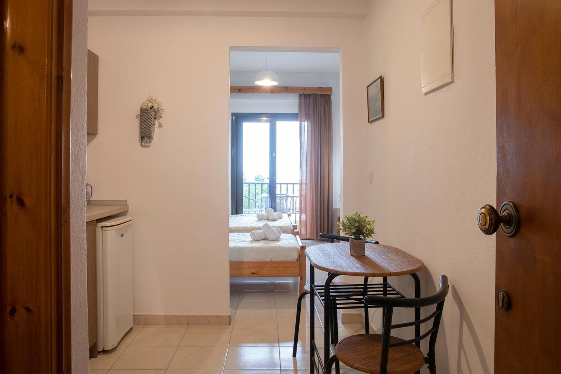 Manos Kritikakis Apartments Платамонас Екстериор снимка