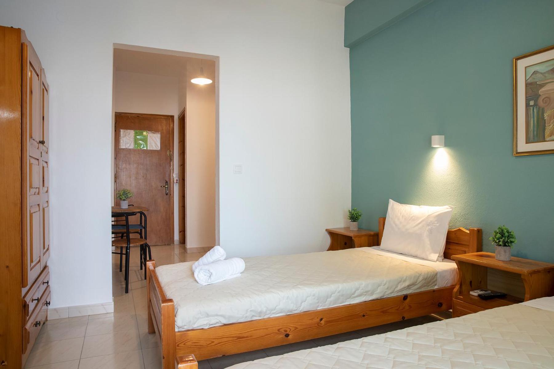 Manos Kritikakis Apartments Платамонас Екстериор снимка