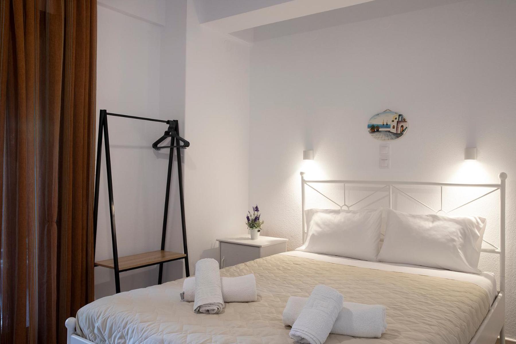 Manos Kritikakis Apartments Платамонас Екстериор снимка
