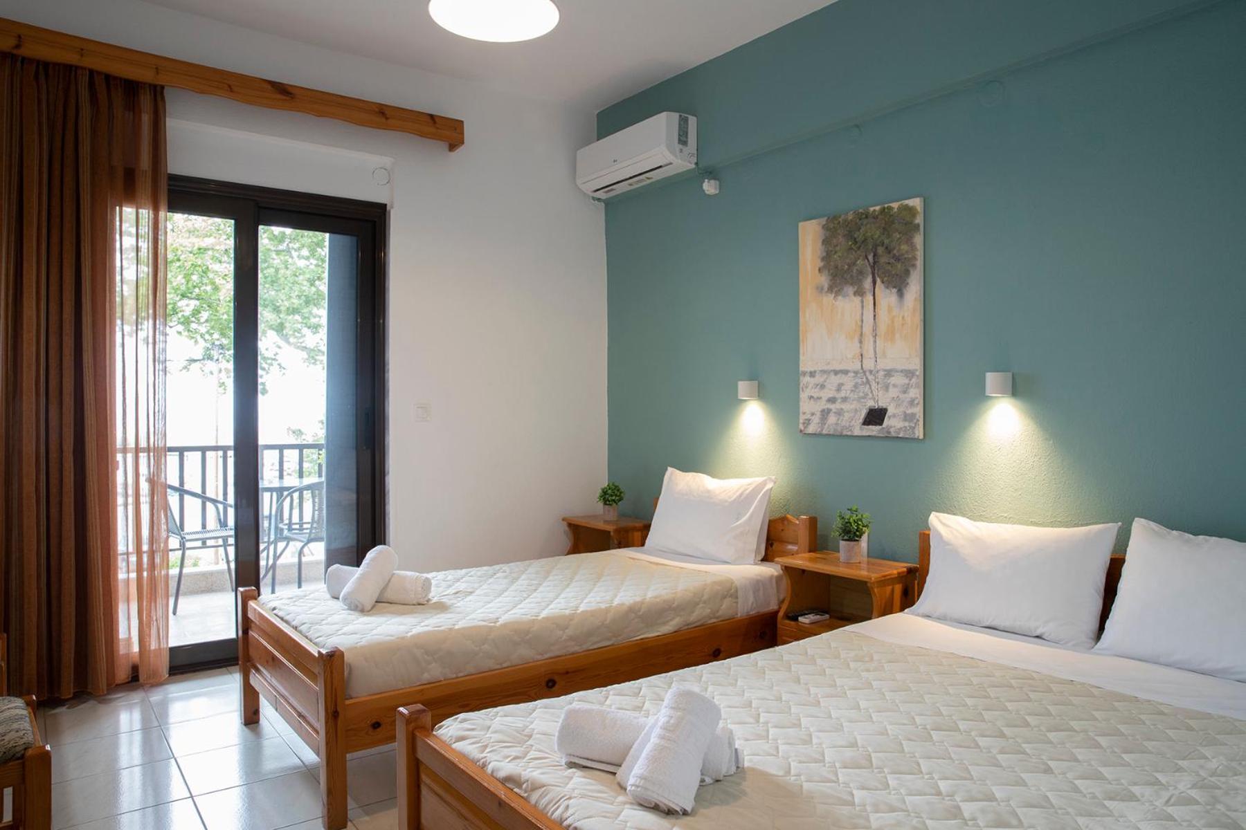Manos Kritikakis Apartments Платамонас Екстериор снимка