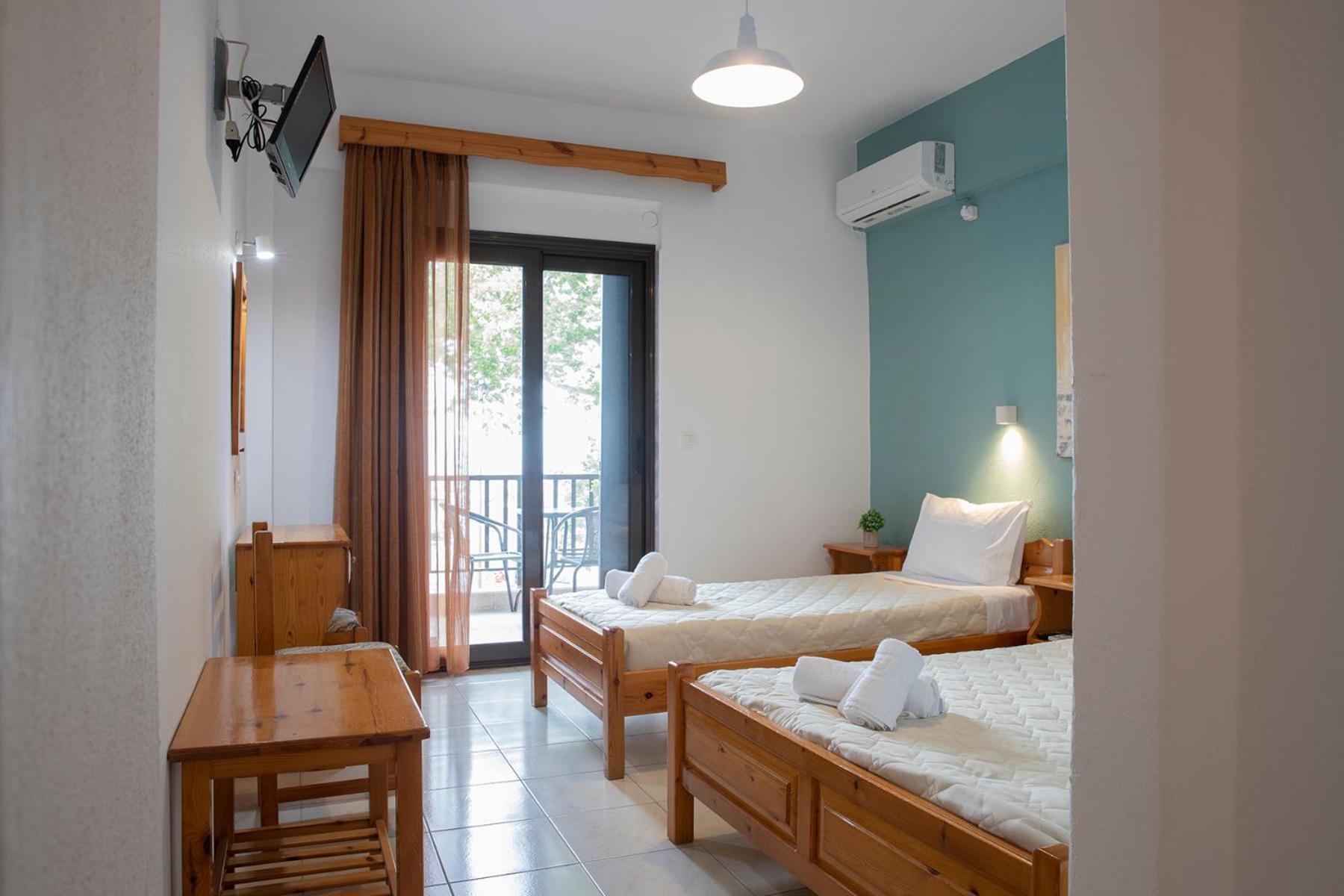 Manos Kritikakis Apartments Платамонас Екстериор снимка