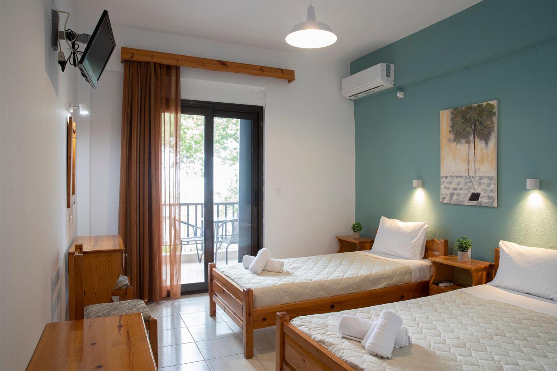 Manos Kritikakis Apartments Платамонас Екстериор снимка