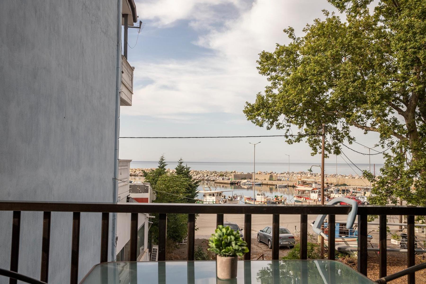 Manos Kritikakis Apartments Платамонас Екстериор снимка