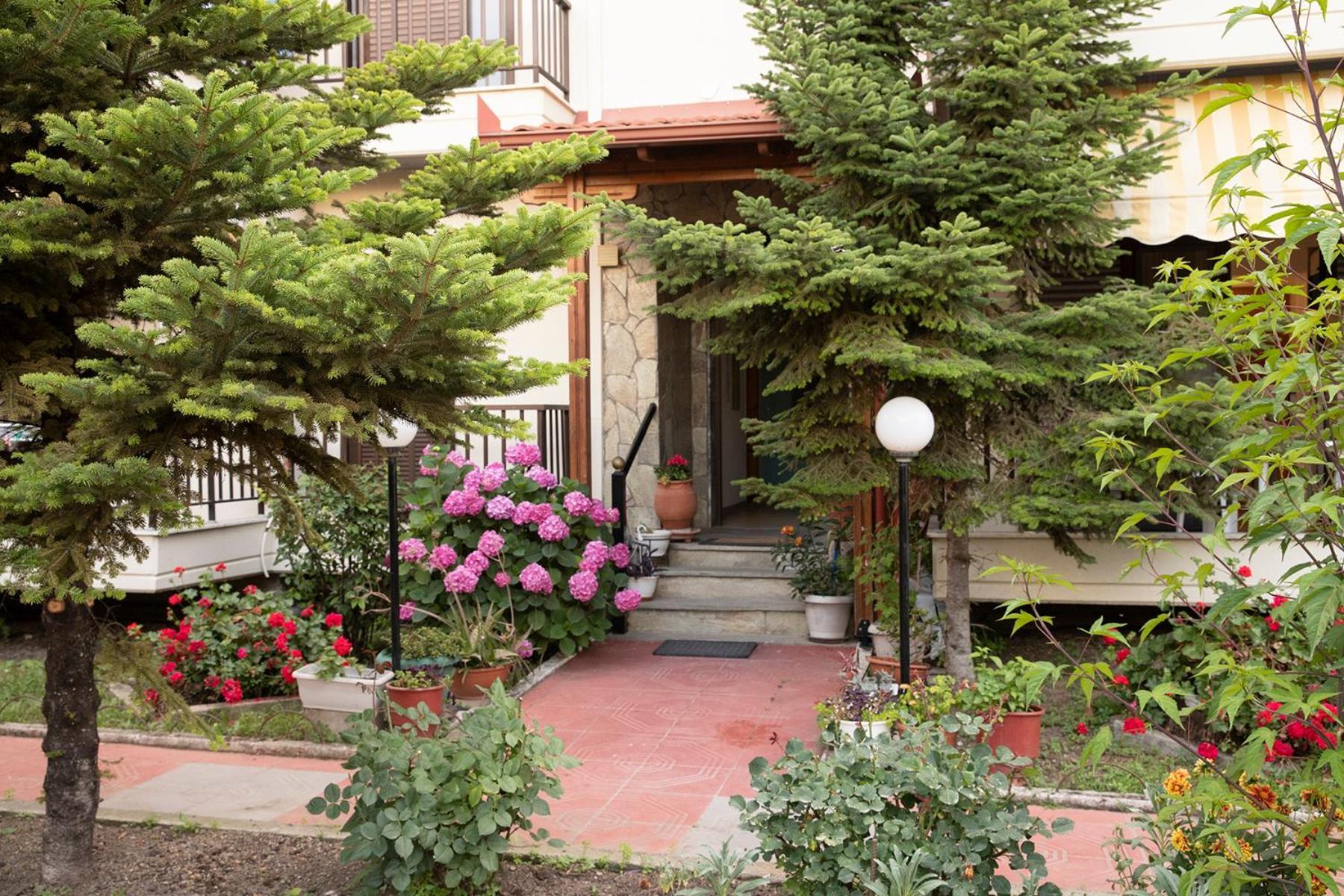 Manos Kritikakis Apartments Платамонас Екстериор снимка