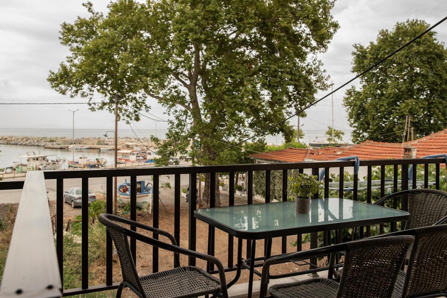 Manos Kritikakis Apartments Платамонас Екстериор снимка